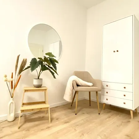 Modern & Spacious In Supreme Location *